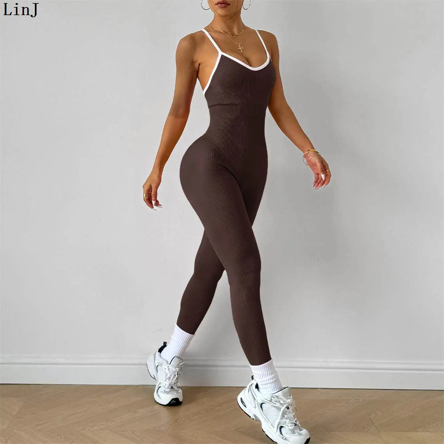 LinJ Sports Jumpsuit Run Bodysuit Workout Rompers Women's Fashion Set Casual Winter Season European Style Regular Sleeve Length
LinJ Sports Jumpsuit Run Bodysuit Workout Rompers Women's Fashion Set Casual Winter Season European Style Regular Sleeve Length