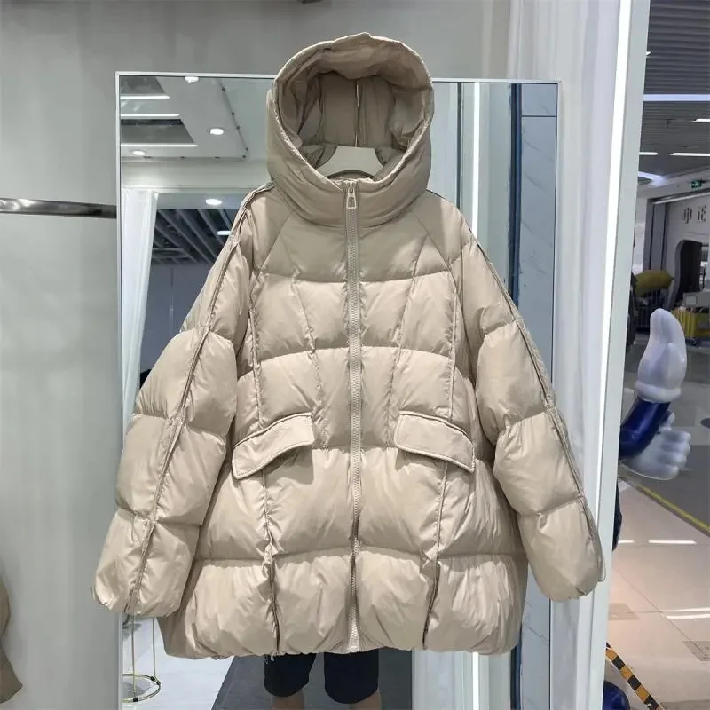 Autumn Winter Down Jacket Women's Casual Loose Plus Size Outdoor Wear White Duck Down Warm Thick Coat with Hood 2025 New Style
Autumn Winter Down Jacket Women's Casual Loose Plus Size Outdoor Wear White Duck Down Warm Thick Coat with Hood 2025 New Style