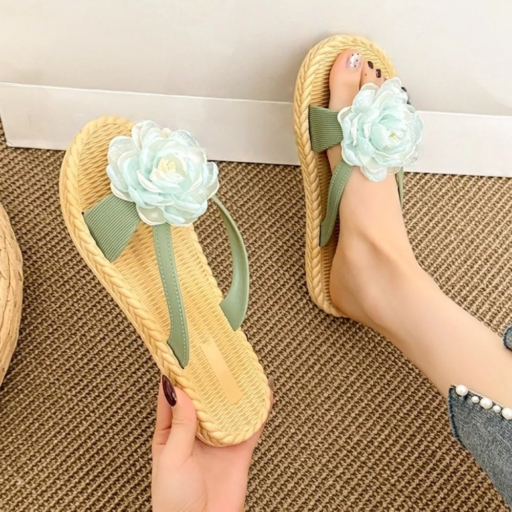 Модные пляжные шлепанцы с цветочным узором, нескользящие, водонепроницаемые, для отпуска и активного отдыха на природе
Модные пляжные шлепанцы с цветочным узором, нескользящие, водонепроницаемые, для отпуска и активного отдыха на природе