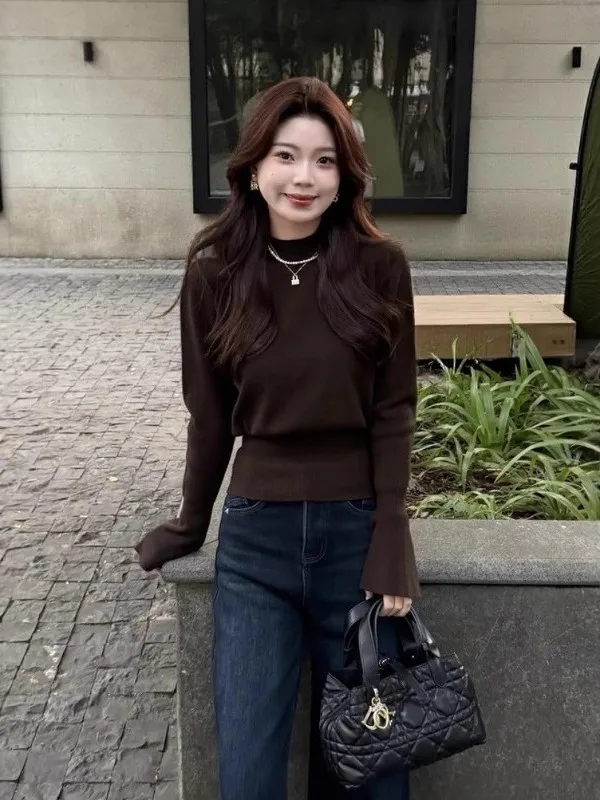 Корейский вязаный свитер с высоким воротом и длинными рукавами для женщин, модный, приталенный, с утягивающим эффектом на талии, весенний топ
Корейский вязаный свитер с высоким воротом и длинными рукавами для женщин, модный, приталенный, с утягивающим эффектом на талии, весенний топ