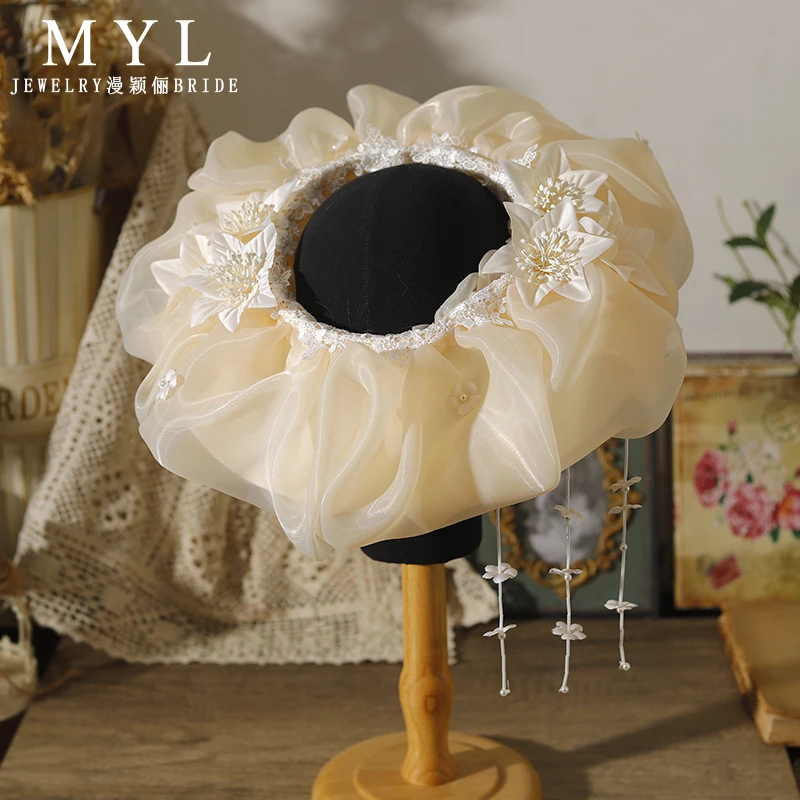 Роскошная многослойная сетчатая шляпа-чародей из органзы с кисточками, фея, женская облачная марлевая пустая шляпа, головной убор для фотосессии
Роскошная многослойная сетчатая шляпа-чародей из органзы с кисточками, фея, женская облачная марлевая пустая шляпа, головной убор для фотосессии