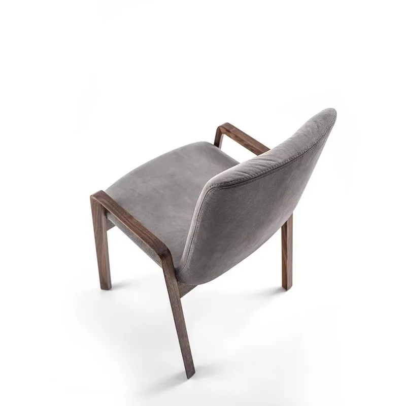 Italian style, retro style, leisure chair, black walnut, solid wood, leather art, backrest, genuine leather.
Italian style, retro style, leisure chair, black walnut, solid wood, leather art, backrest, genuine leather.