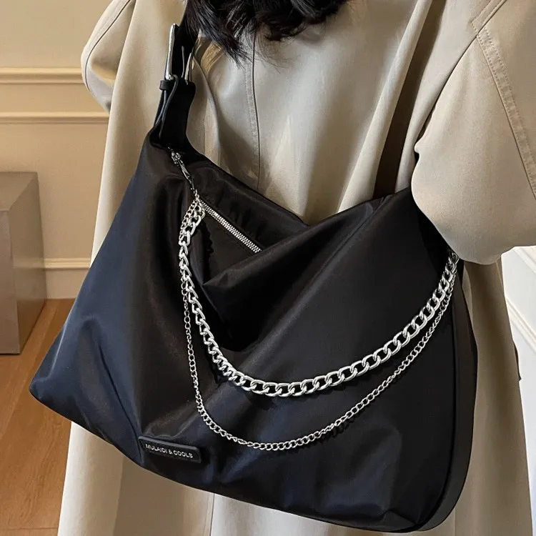 Women's 2025 New Spring Summer Large Capacity Canvas Tote Bag Fashionable Chain Shoulder Crossbody Bag for Daily Commute
Women's 2025 New Spring Summer Large Capacity Canvas Tote Bag Fashionable Chain Shoulder Crossbody Bag for Daily Commute