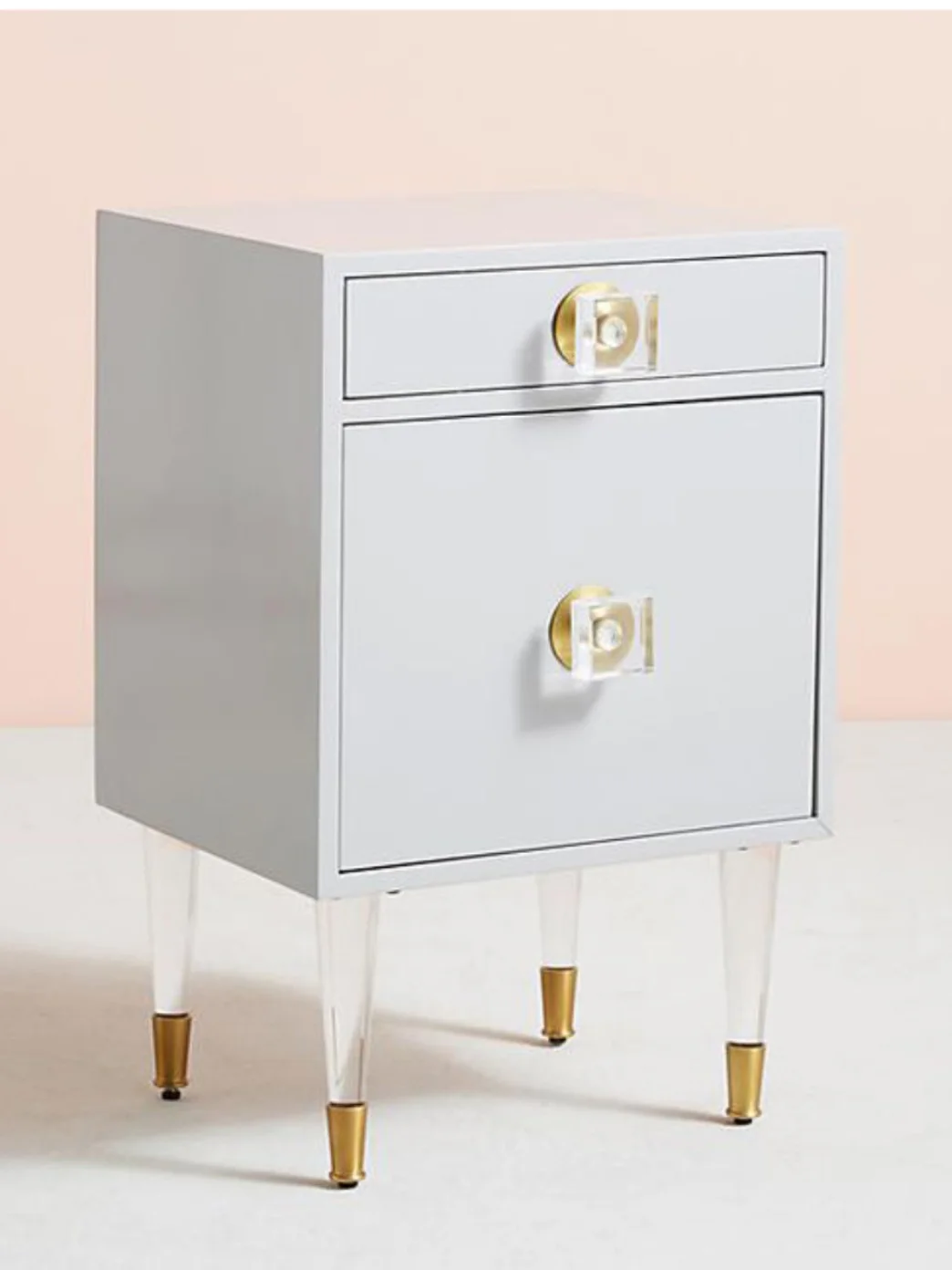 Model room living room acrylic bedroom bedside table simple Nordic style small apartment living room side cabinet
Model room living room acrylic bedroom bedside table simple Nordic style small apartment living room side cabinet