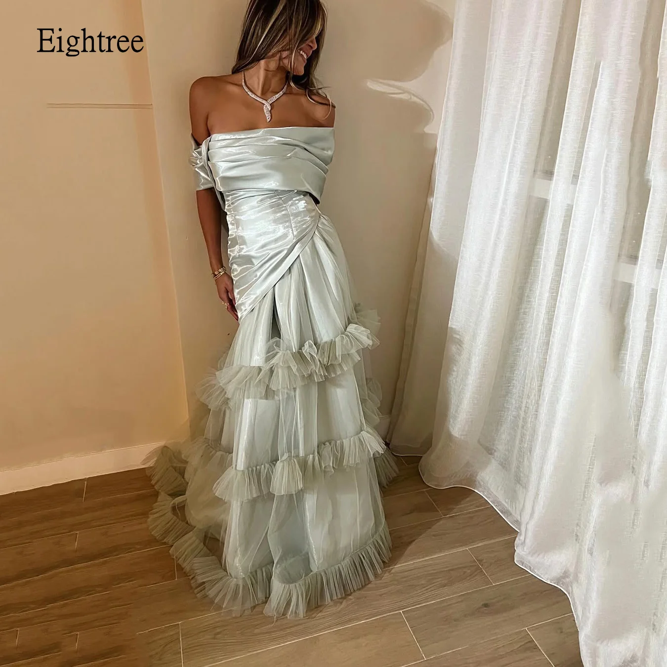Eightree Princess A Line Prom Dresses Off The Shoulder Party Gowns Multilayer Tulle Dress Gown vestidos de festa Customized
Eightree Princess A Line Prom Dresses Off The Shoulder Party Gowns Multilayer Tulle Dress Gown vestidos de festa Customized