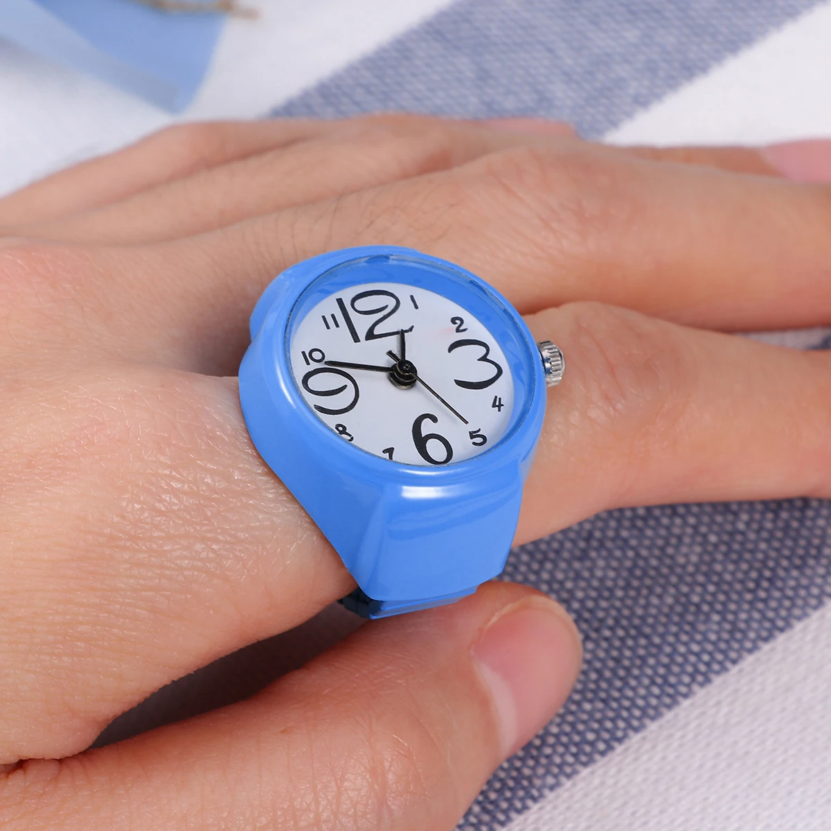 Miniature Digital Watches Watch shaped Rings Fashion Number Unisex Finger Ring Stretch Elastic Gifts
Miniature Digital Watches Watch shaped Rings Fashion Number Unisex Finger Ring Stretch Elastic Gifts