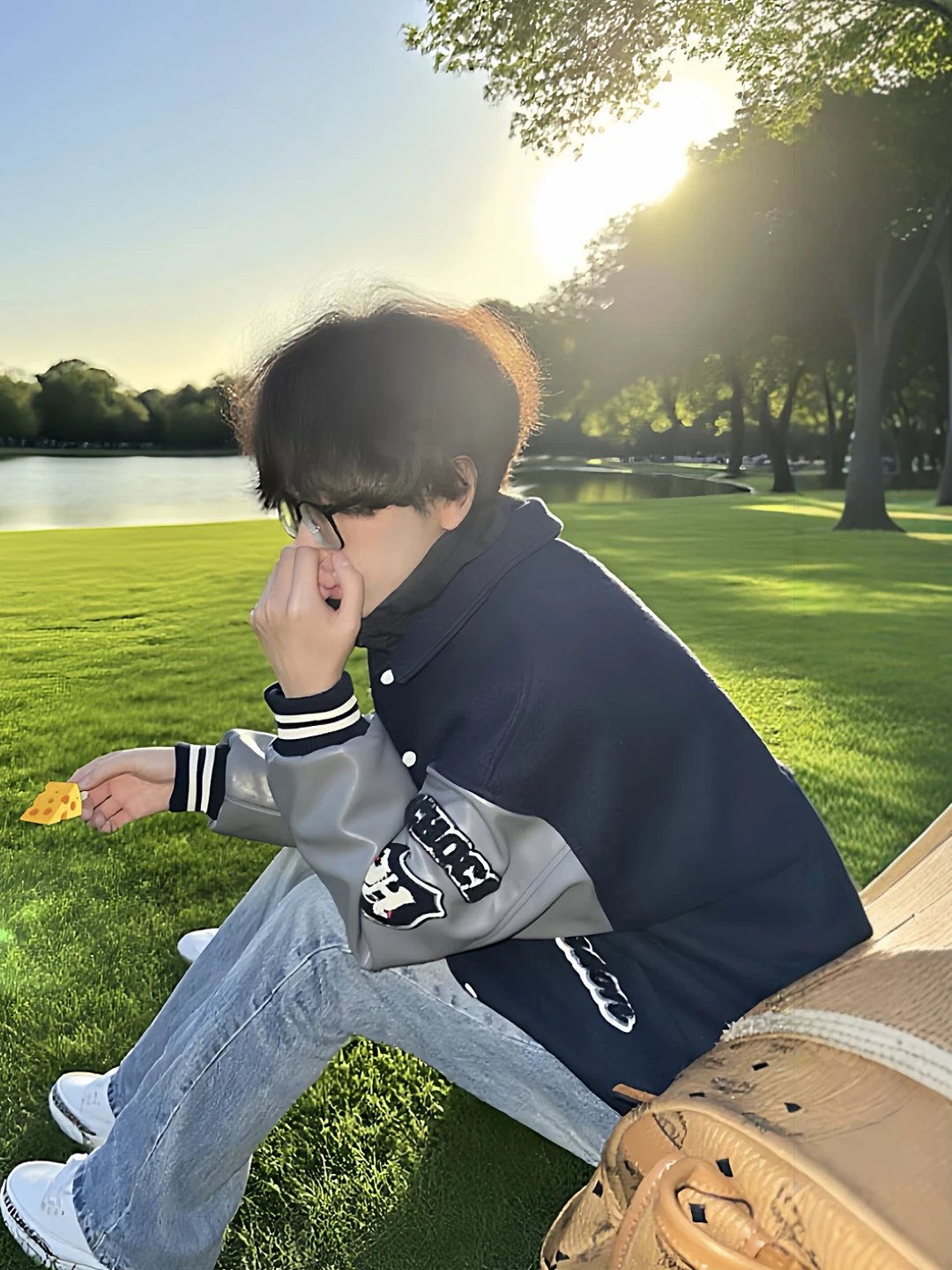 Американский Sle с тяжелой вышивкой, бейсбольный джат, мужской весенне-осенний свободный джат для пар, молодежный модный повседневный костюм
Американский Sle с тяжелой вышивкой, бейсбольный джат, мужской весенне-осенний свободный джат для пар, молодежный модный повседневный костюм