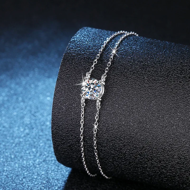 18K gold inlaid diamond women's double-layer bracelet, light luxury multifunctional 1-carat moissanite PT950 platinum bracelet
18K gold inlaid diamond women's double-layer bracelet, light luxury multifunctional 1-carat moissanite PT950 platinum bracelet