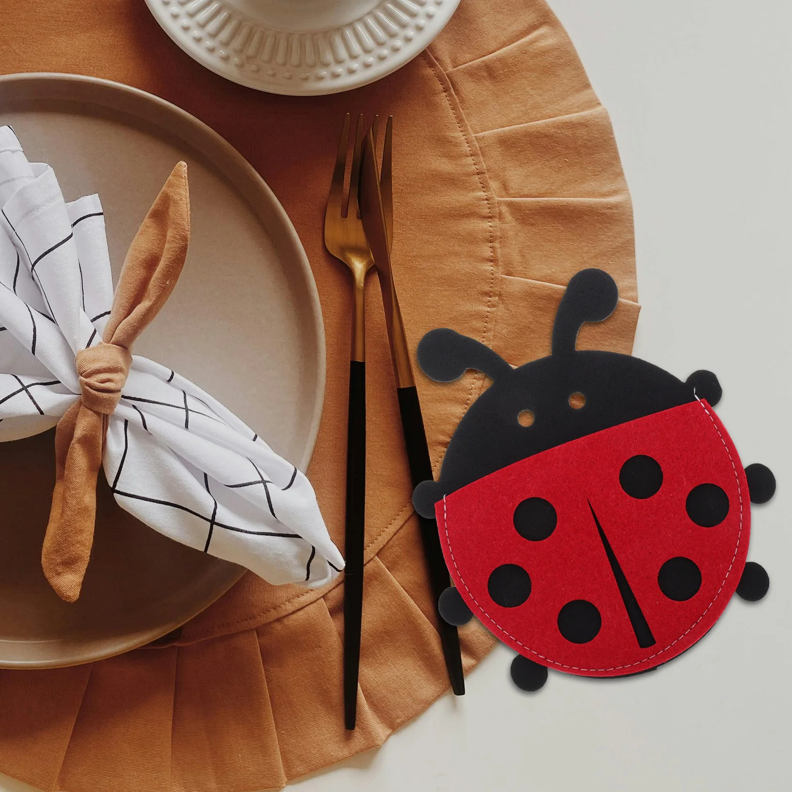 4 Pcs Easter Silverware Holder Ladybug Design Cutlery Bag for Party Wedding Holiday Tableware Storage Utensil Pouch Red Set
4 Pcs Easter Silverware Holder Ladybug Design Cutlery Bag for Party Wedding Holiday Tableware Storage Utensil Pouch Red Set