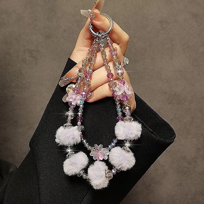 Autumn/Winter Plush Phone Strap Floral Beaded Crystal Pom-Pom Handbag Chain New Trendy Accessory for Smartphones
Autumn/Winter Plush Phone Strap Floral Beaded Crystal Pom-Pom Handbag Chain New Trendy Accessory for Smartphones