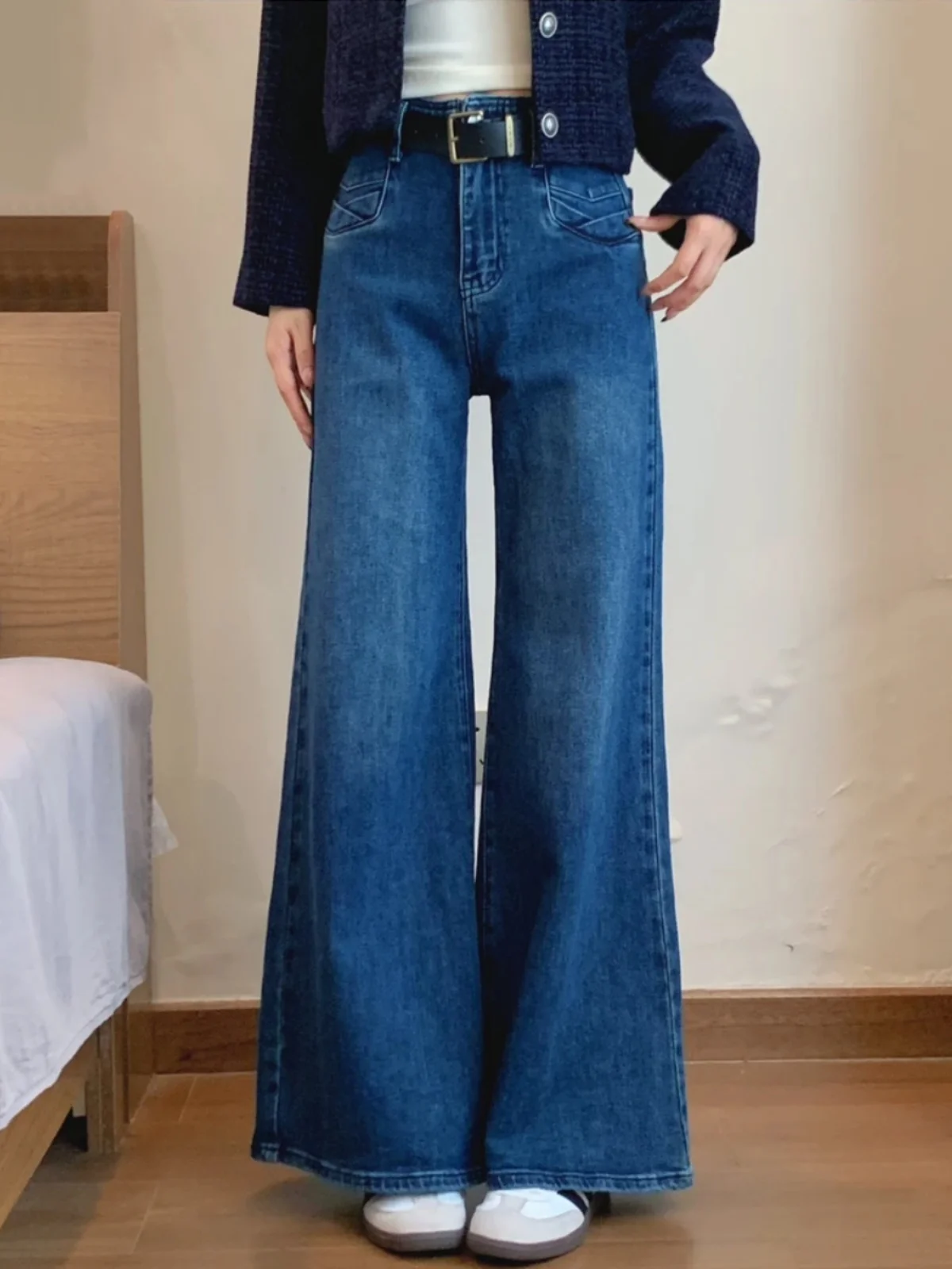 Slimming High Waist Wide Leg Jeans Women's Flared Jeans Retro Hong Kong Style Elastic Loose Fit Floor Length Bootcut
Slimming High Waist Wide Leg Jeans Women's Flared Jeans Retro Hong Kong Style Elastic Loose Fit Floor Length Bootcut