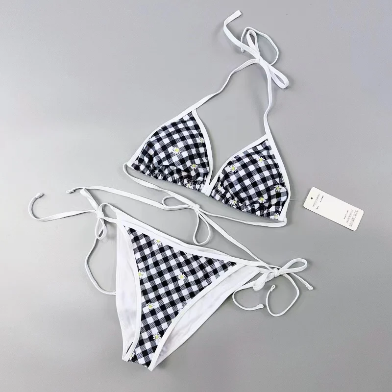 Amber Ladies' Two-Piece Bikini Faion Fluorescent Color Blo Sexy Beach Strap Binding Chest Pad Sports Swimming Suits
Amber Ladies' Two-Piece Bikini Faion Fluorescent Color Blo Sexy Beach Strap Binding Chest Pad Sports Swimming Suits