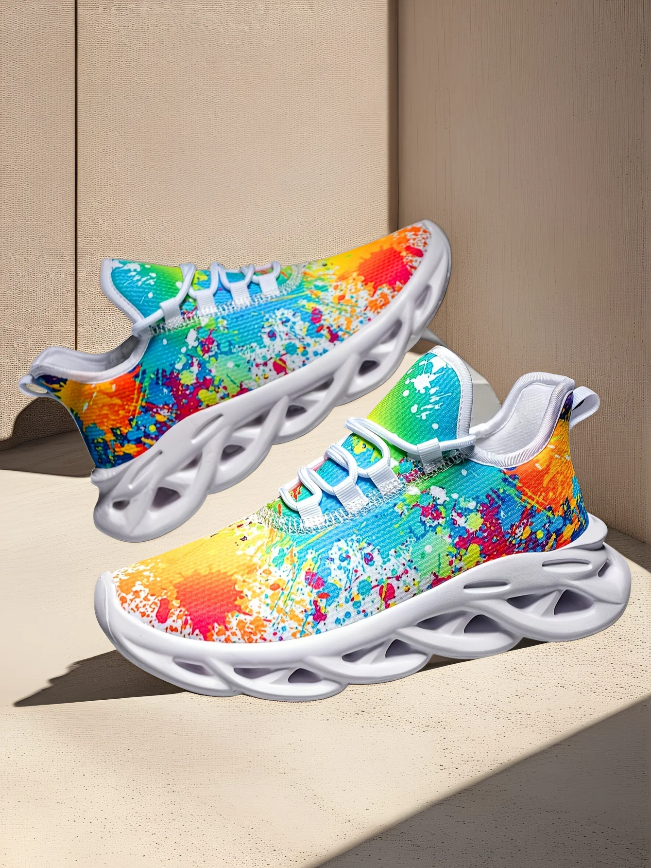 Watercolor white casual sports shoes, lightweight walking and running shoes for men and women, sizes EU36-48
Watercolor white casual sports shoes, lightweight walking and running shoes for men and women, sizes EU36-48