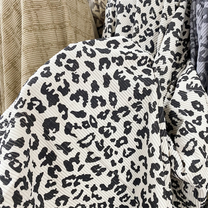 Осенне-зимняя новая тканевая юбка с леопардовым принтом, куртка Cheongsam, обувь, фартук ручной работы с рукавами, детская одежда, бархатная одежда 
Осенне-зимняя новая тканевая юбка с леопардовым принтом, куртка Cheongsam, обувь, фартук ручной работы с рукавами, детская одежда, бархатная одежда