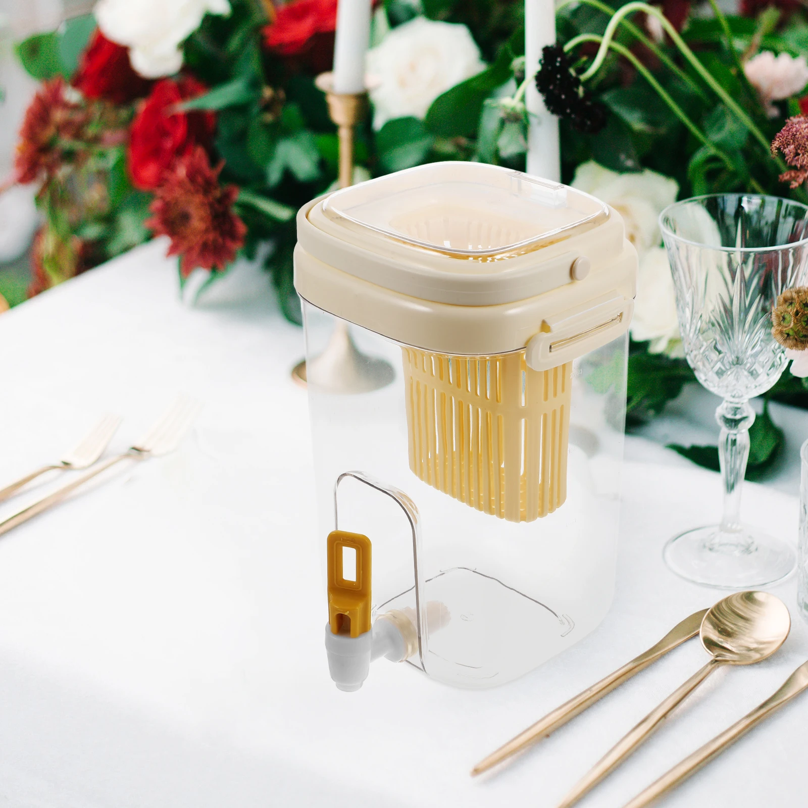 2L Yellow Plastic Drink Dispenser With Faucet Large Capacity Beverage Pitcher For Tea Lemonade Juice Water Refrigerator Safe Jug
2L Yellow Plastic Drink Dispenser With Faucet Large Capacity Beverage Pitcher For Tea Lemonade Juice Water Refrigerator Safe Jug