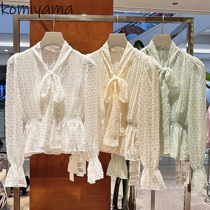 Японская туника Ropa с длинными расклешенными рукавами Blusas Mujer, женские рубашки и блузки на шнуровке с бантом, весенние майки, элегантная женская одежда
Японская туника Ropa с длинными расклешенными рукавами Blusas Mujer, женские рубашки и блузки на шнуровке с бантом, весенние майки, элегантная женская одежда