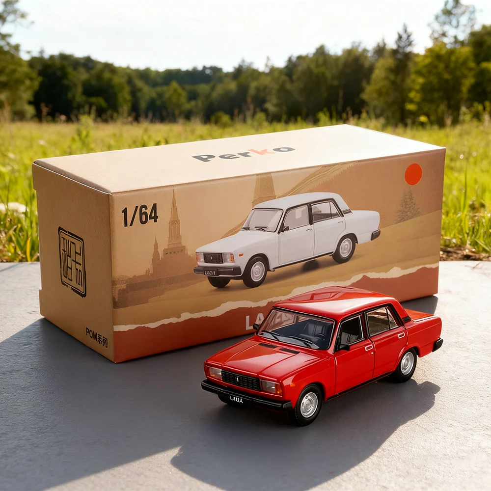 1:64 GAZ-12ZIM LADA 2101 2105, литой под давлением сплав, модели ZIS-110, серия игрушек, металлический корпус автомобиля, четырехколесная подвеска, миниатюрные подарки для детей
1:64 GAZ-12ZIM LADA 2101 2105, литой под давлением сплав, модели ZIS-110, серия игрушек, металлический корпус автомобиля, четырехколесная подвеска, миниатюрные подарки для детей