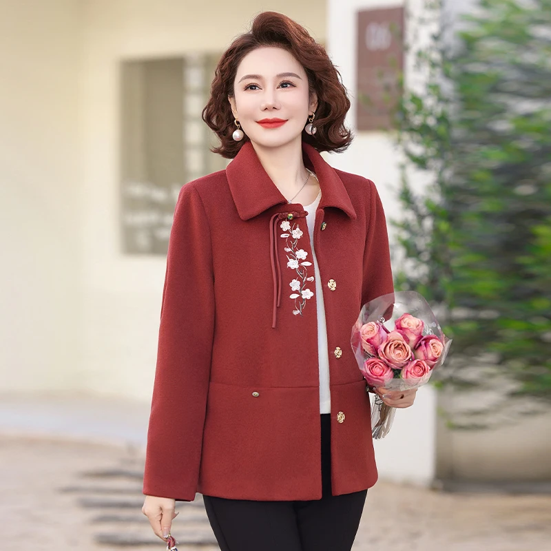 Новый китайский шерстяной кардиган для женщин с вышивкой, весенняя мода для женщин 50+ и старше, для среднего и старшего возраста.
Новый китайский шерстяной кардиган для женщин с вышивкой, весенняя мода для женщин 50+ и старше, для среднего и старшего возраста.