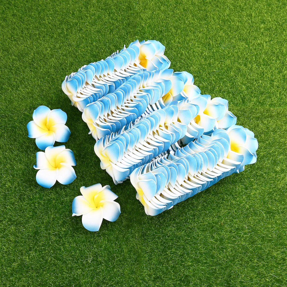 100 шт. искусственных цветов плюмерии (франжипани) из пенопласта, 6 см, синего цвета, для украшения свадеб, вечеринок и дома.
100 шт. искусственных цветов плюмерии (франжипани) из пенопласта, 6 см, синего цвета, для украшения свадеб, вечеринок и дома.