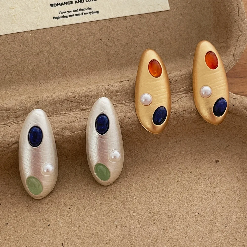 Fashion Commuter Minimalist Irregular Oval Dangle Earrings Premium Sense Inlaid Pearl Luxury Versatile Personalized Ear Jewelry
Fashion Commuter Minimalist Irregular Oval Dangle Earrings Premium Sense Inlaid Pearl Luxury Versatile Personalized Ear Jewelry