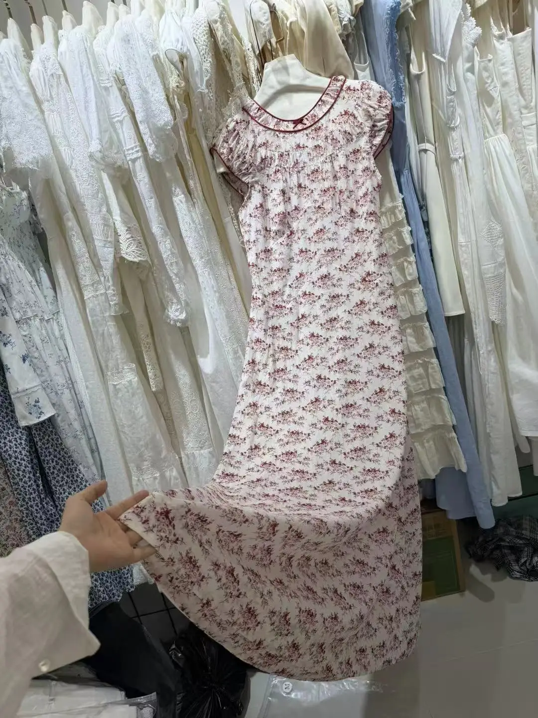 100% Cotton Women Flower Print Dress Bow Decoration Round Neck Short Sleeve Vintage Slim Midi Robe
100% Cotton Women Flower Print Dress Bow Decoration Round Neck Short Sleeve Vintage Slim Midi Robe