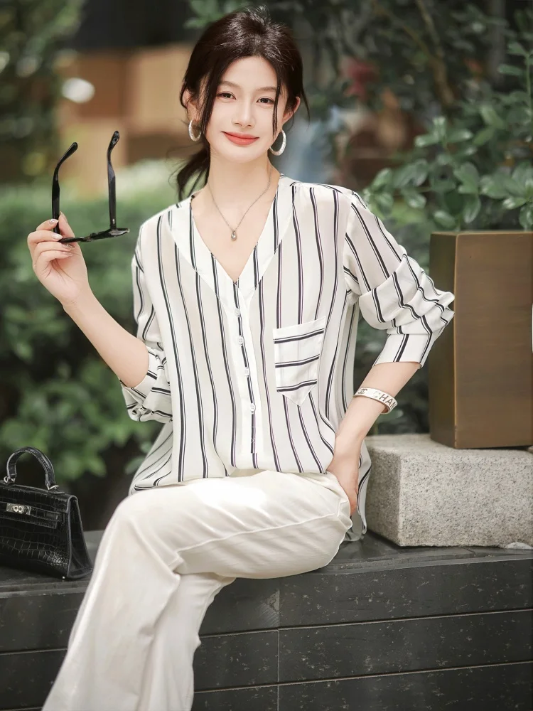Zhaodaxi Silk irt V-ne oulder Sve Color Blo Women's Commute Sle Simple Design 00% Silk Top
Zhaodaxi Silk irt V-ne oulder Sve Color Blo Women's Commute Sle Simple Design 00% Silk Top