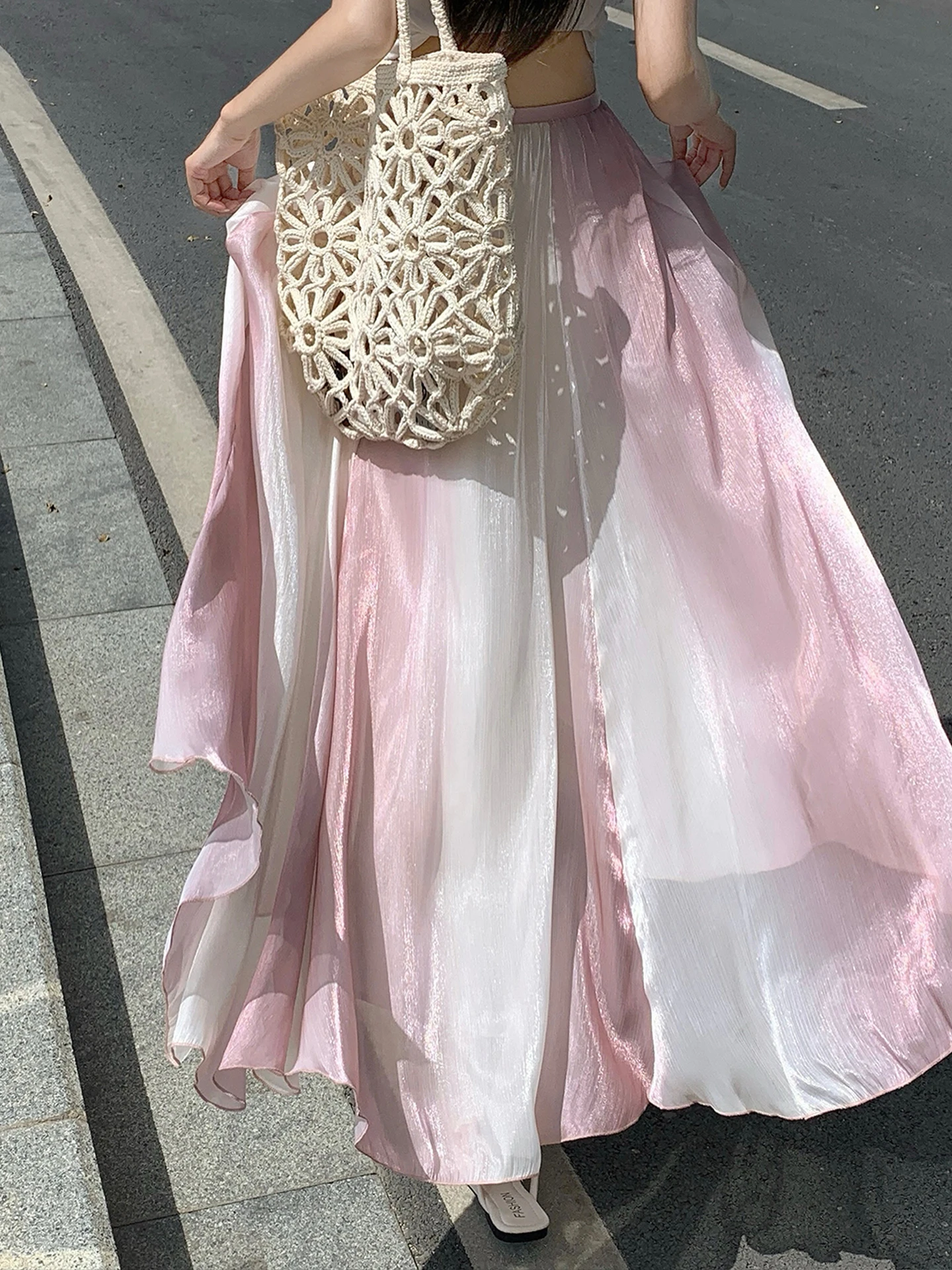 Graduated Color Gradient Flowing Lace Half Skirt Women's Gentle Style High Waist Slim A-Line Long Skirt Soft Comfortable Commute
Graduated Color Gradient Flowing Lace Half Skirt Women's Gentle Style High Waist Slim A-Line Long Skirt Soft Comfortable Commute