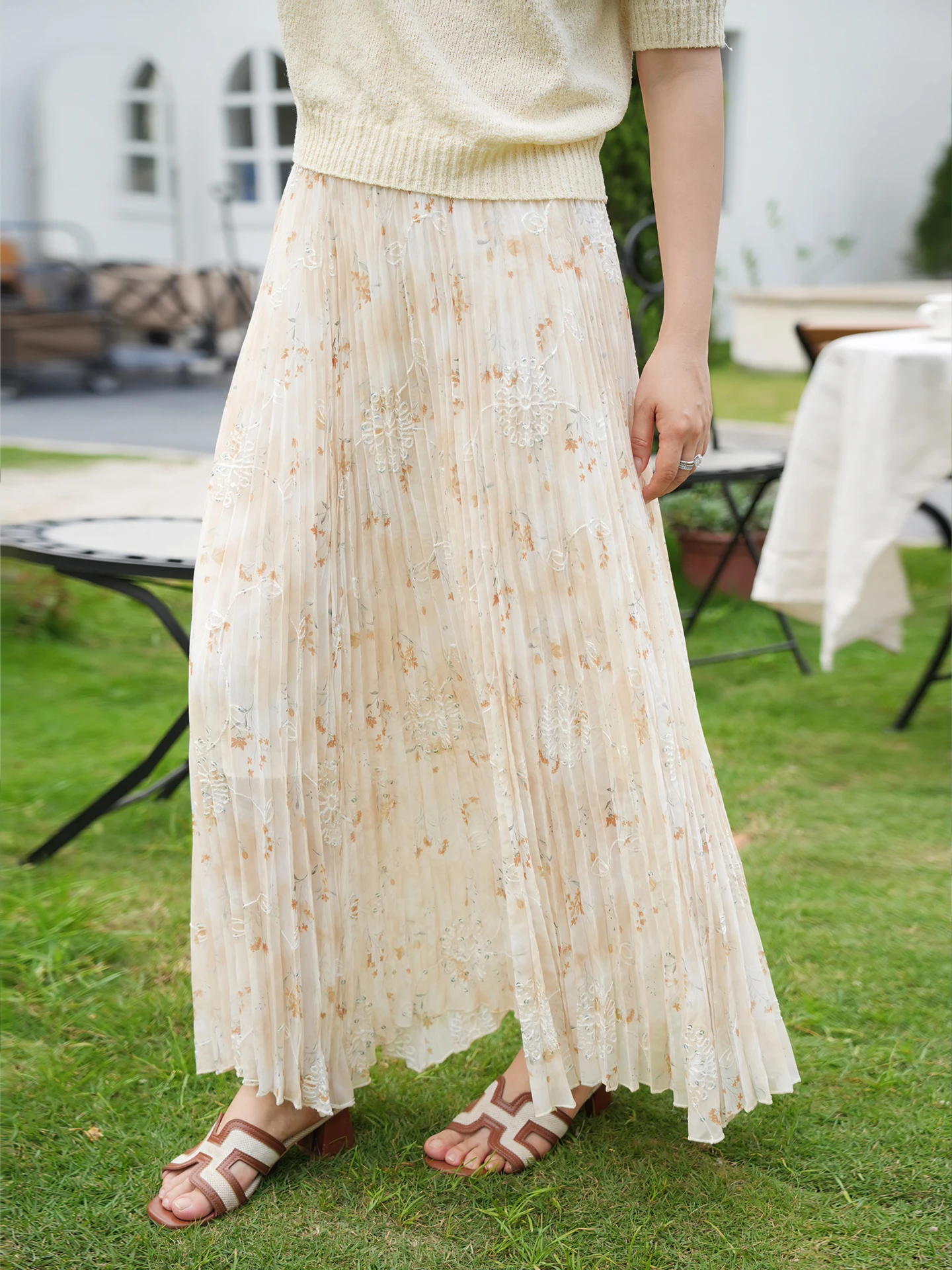 Ting2 Studio Summer Floral Print Half Skirt with Pleated Texture High Waist A-Line Polyester Fiber Gown for Ladies
Ting2 Studio Summer Floral Print Half Skirt with Pleated Texture High Waist A-Line Polyester Fiber Gown for Ladies
