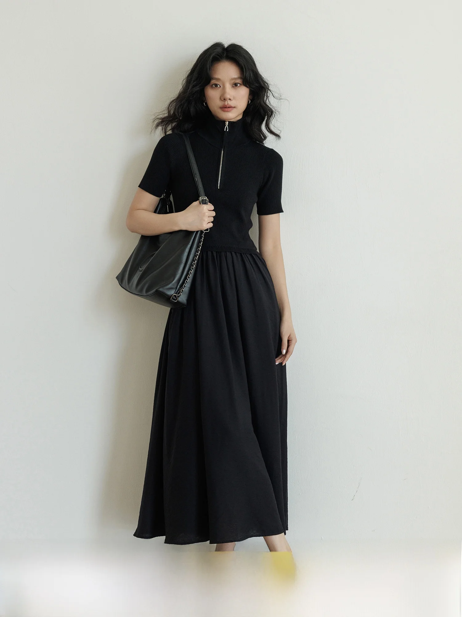 Summer Black Shawl Collar Zipper Knitted Dress Women's A-Line Long Dress Casual Style Slimming Short Sleeve City Commute
Summer Black Shawl Collar Zipper Knitted Dress Women's A-Line Long Dress Casual Style Slimming Short Sleeve City Commute