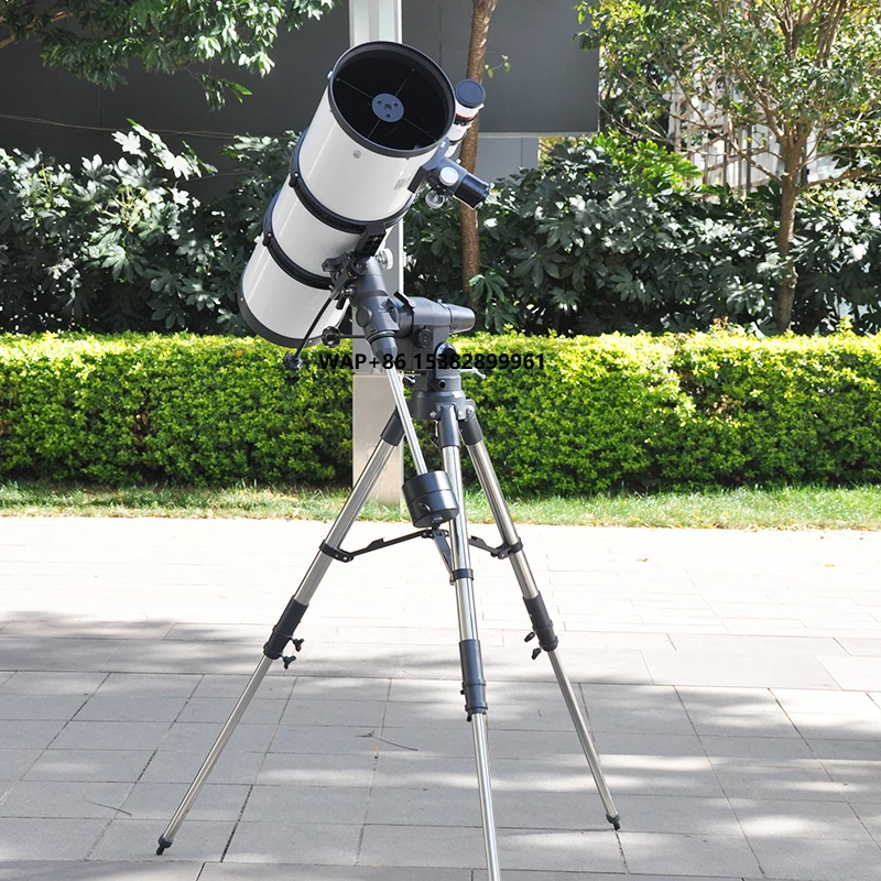 Star-watching Astronomical Telescope 203900 Monocular Binoculars Landscape Lens Entry Outdoors Professional Spotting Scopes
Star-watching Astronomical Telescope 203900 Monocular Binoculars Landscape Lens Entry Outdoors Professional Spotting Scopes