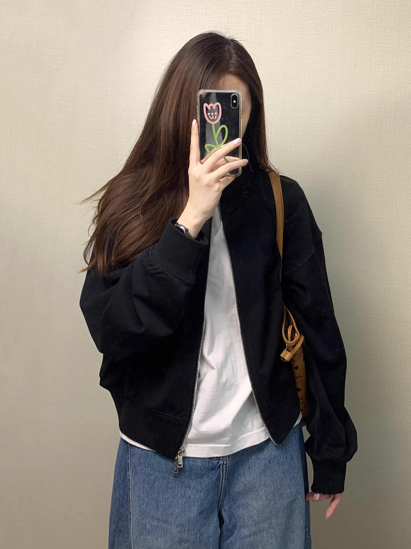 Женский кардиган Bla Sweatirt Jaet в американском ретро-стиле с воротником-стойкой для осеннего сезона, повседневная одежда
Женский кардиган Bla Sweatirt Jaet в американском ретро-стиле с воротником-стойкой для осеннего сезона, повседневная одежда