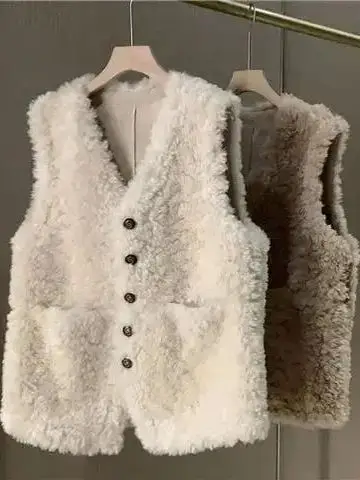 Жилет из утолщенного меха ягненка для женщин, осень-зима 2025, модная универсальная верхняя одежда, куртка для повседневной носки, V-образный вырез, онлайн-продажа
Жилет из утолщенного меха ягненка для женщин, осень-зима 2025, модная универсальная верхняя одежда, куртка для повседневной носки, V-образный вырез, онлайн-продажа