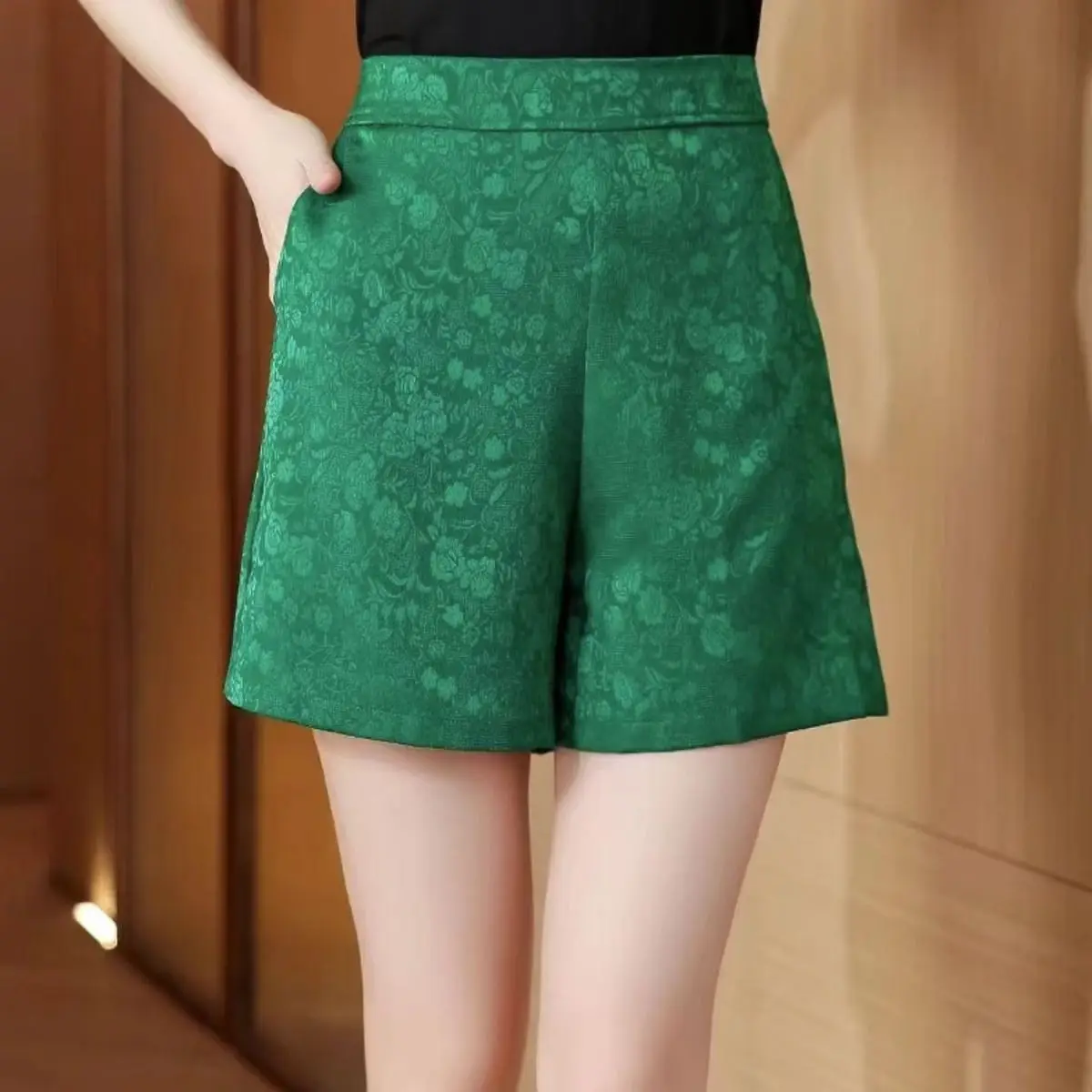Elegant Designer Women's Elastic Waist Shorts Harajuku Fashion Normal Streetwear Summer Flower Baggy Casual Female Short Pants
Elegant Designer Women's Elastic Waist Shorts Harajuku Fashion Normal Streetwear Summer Flower Baggy Casual Female Short Pants