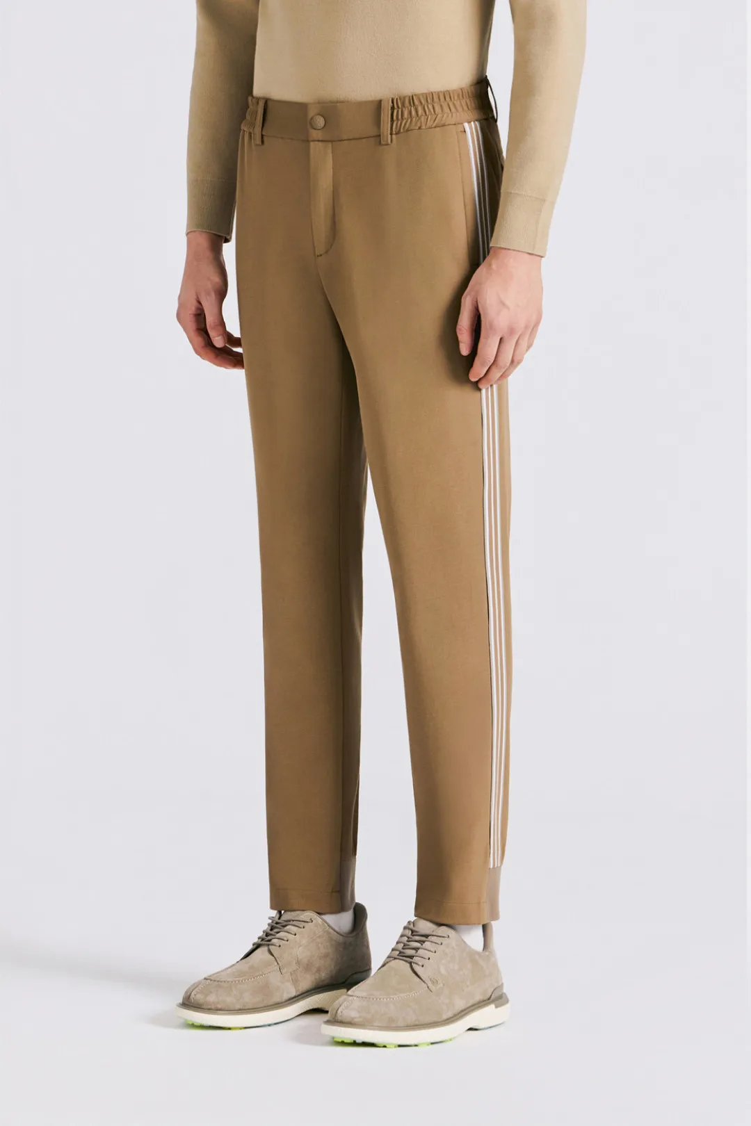 New Men's Golf Clothing: Lightweight, Slim-Fit Casual Pants—Flattering and Versatile
New Men's Golf Clothing: Lightweight, Slim-Fit Casual Pants—Flattering and Versatile