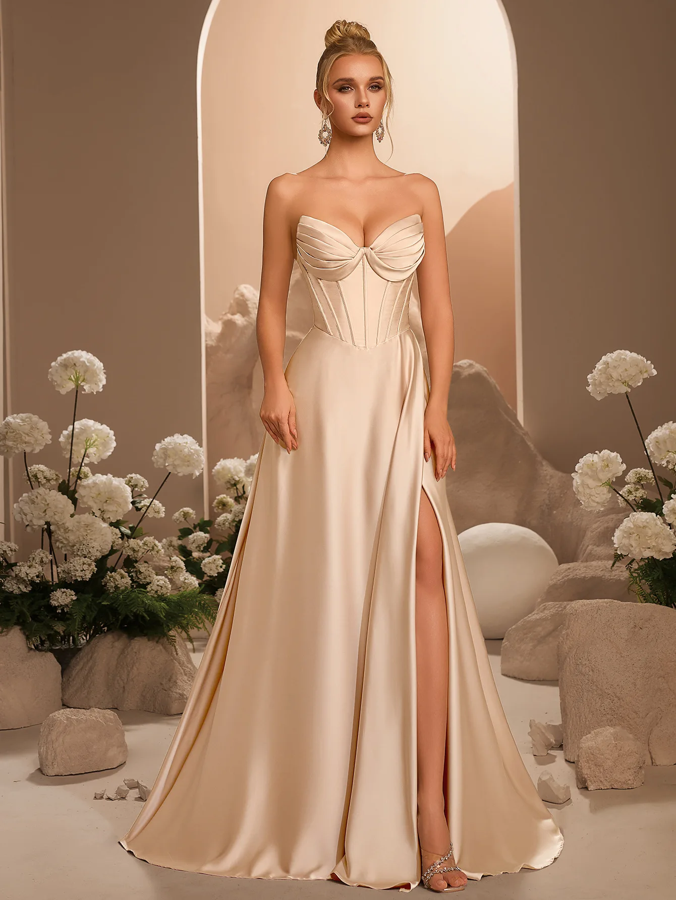 Elegant Champagne A-line Formal Prom Dress 2026 Sweetheart Pleats Silt Satin Evening Gala Birthday Party Gowns Robe De Soiree
Elegant Champagne A-line Formal Prom Dress 2026 Sweetheart Pleats Silt Satin Evening Gala Birthday Party Gowns Robe De Soiree