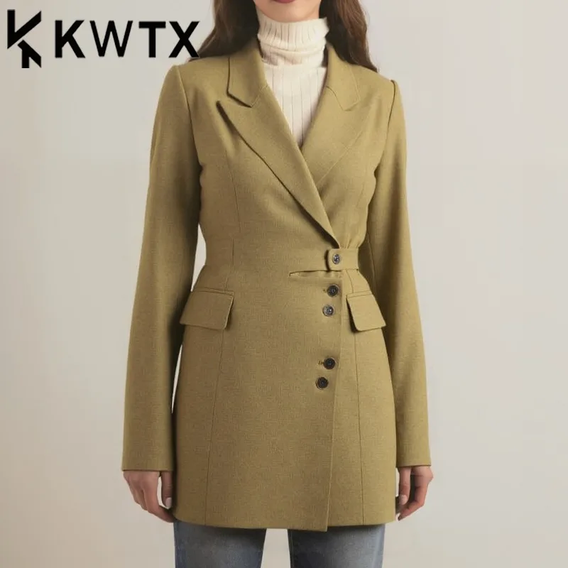 KWTX Women's Solid Color Asymmetric Button Blazer Waist Notch Lapel Tailored Slim Fit Elegant Minimalist Premium Designer SS25
KWTX Women's Solid Color Asymmetric Button Blazer Waist Notch Lapel Tailored Slim Fit Elegant Minimalist Premium Designer SS25