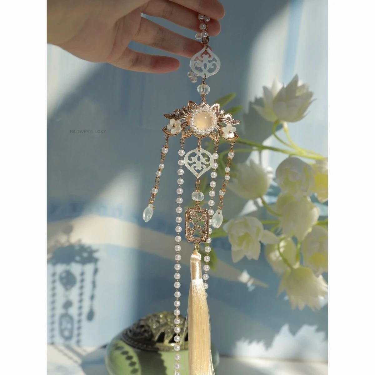 Chinese Retro Style Tassel Waist Pendant Ancient Waist Rope Belt Daily Hanfu Accessories Gifts Hanfu Dress Vintage Ornaments
Chinese Retro Style Tassel Waist Pendant Ancient Waist Rope Belt Daily Hanfu Accessories Gifts Hanfu Dress Vintage Ornaments