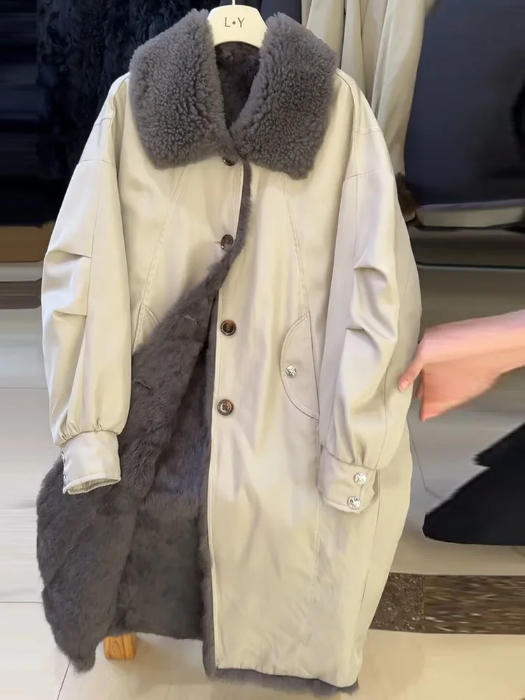 Женское зимнее утепленное длинное свободное пальто из меха, новинка 2025 года, маленький размер, средней длины, повседневное, в стиле колор-блок
Женское зимнее утепленное длинное свободное пальто из меха, новинка 2025 года, маленький размер, средней длины, повседневное, в стиле колор-блок