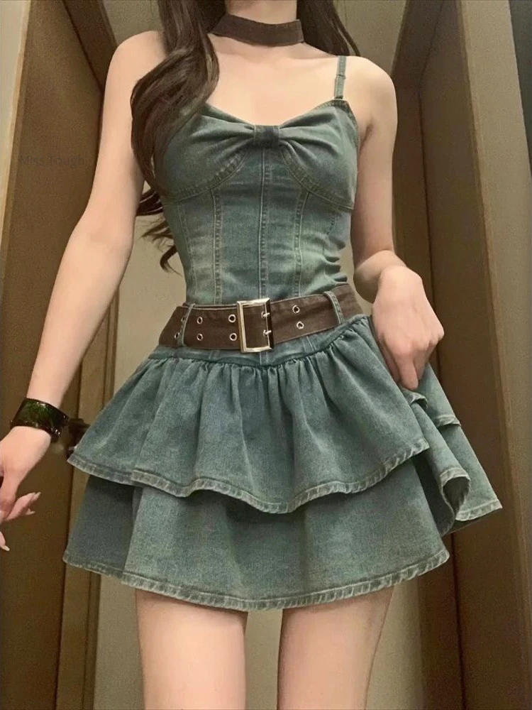 Summer Vintage Denim Dress Women Bow Korean Style Designer Dress Female Backless Casual Elegant Suspender Mini Dress 2023 New
Summer Vintage Denim Dress Women Bow Korean Style Designer Dress Female Backless Casual Elegant Suspender Mini Dress 2023 New