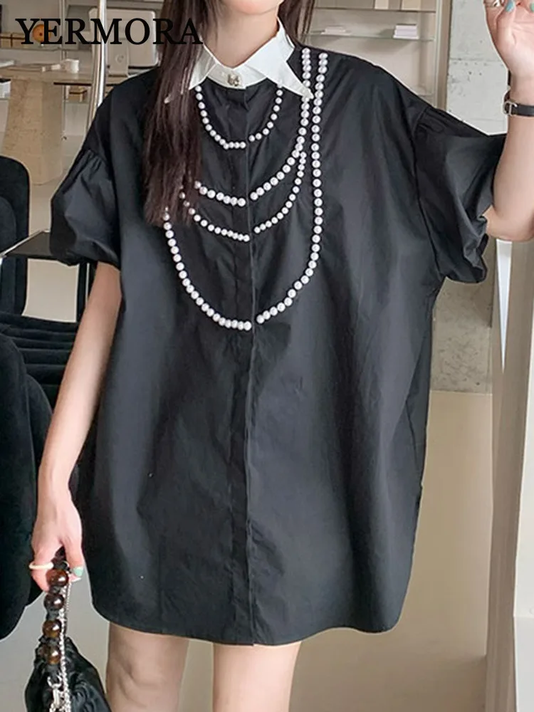 YERMORA Black Spliced Fake Pearl Casual Blouse For Women Lapel Short Sleeve Loose New Shirt Fashion Tide Spring Summer 2025
YERMORA Black Spliced Fake Pearl Casual Blouse For Women Lapel Short Sleeve Loose New Shirt Fashion Tide Spring Summer 2025