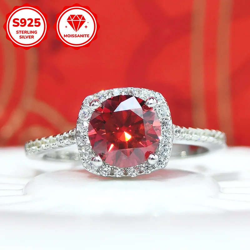 1pc 0.5/1Ct Moissanite Ring in S925 Silver, Square Bag Style, A Classic Accessory for Attending Banquets.
1pc 0.5/1Ct Moissanite Ring in S925 Silver, Square Bag Style, A Classic Accessory for Attending Banquets.