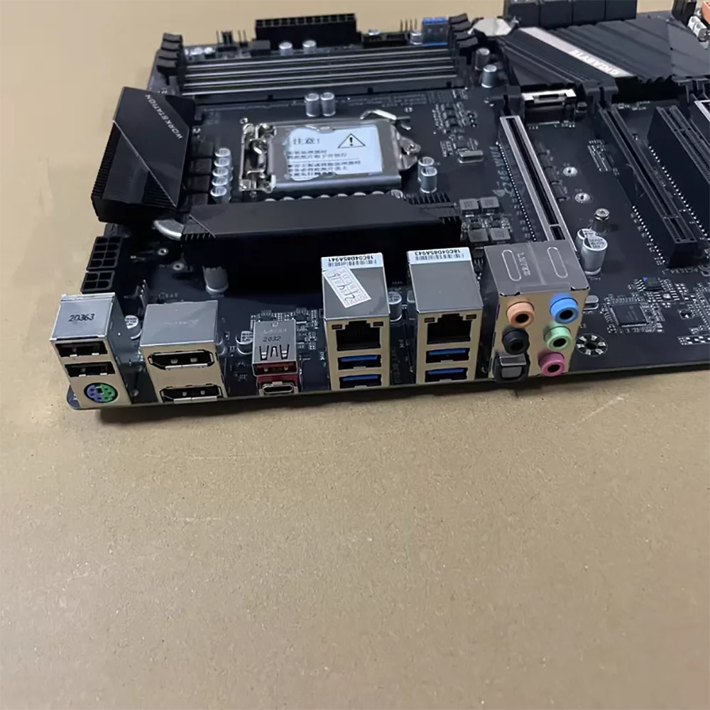 The workstation motherboard LGA1151 support i8/i9 C246-WU4
The workstation motherboard LGA1151 support i8/i9 C246-WU4