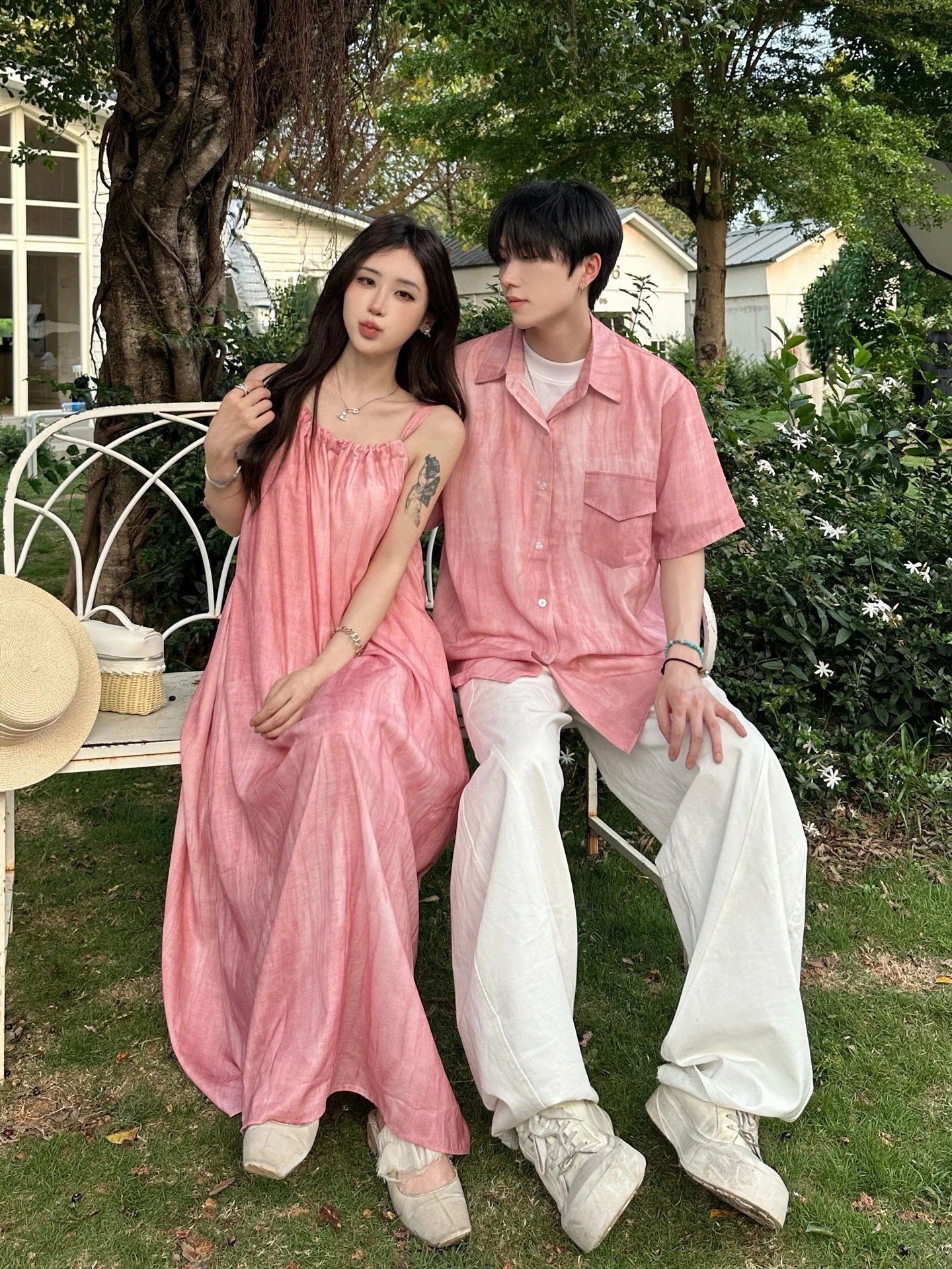 Laid-back Style Couple Matching Summer Dyeing Short Sleeve Shirt Beach Beautiful Strap Long Dress One Dress One Skirt
Laid-back Style Couple Matching Summer Dyeing Short Sleeve Shirt Beach Beautiful Strap Long Dress One Dress One Skirt
