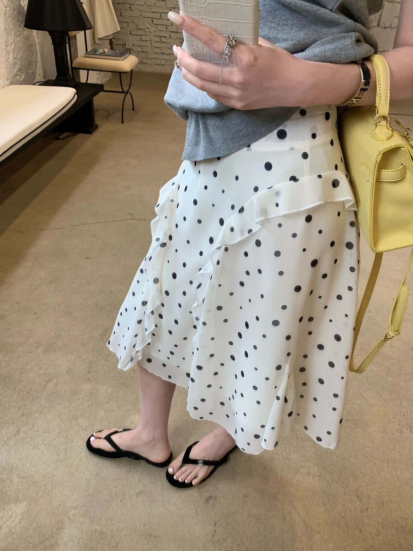 Anneshop Summer 2026 Women's Polka Dot Loose A-Line Midi Skirt High Waist Polyester Fiber Woven Fabric Slimming Design
Anneshop Summer 2026 Women's Polka Dot Loose A-Line Midi Skirt High Waist Polyester Fiber Woven Fabric Slimming Design
