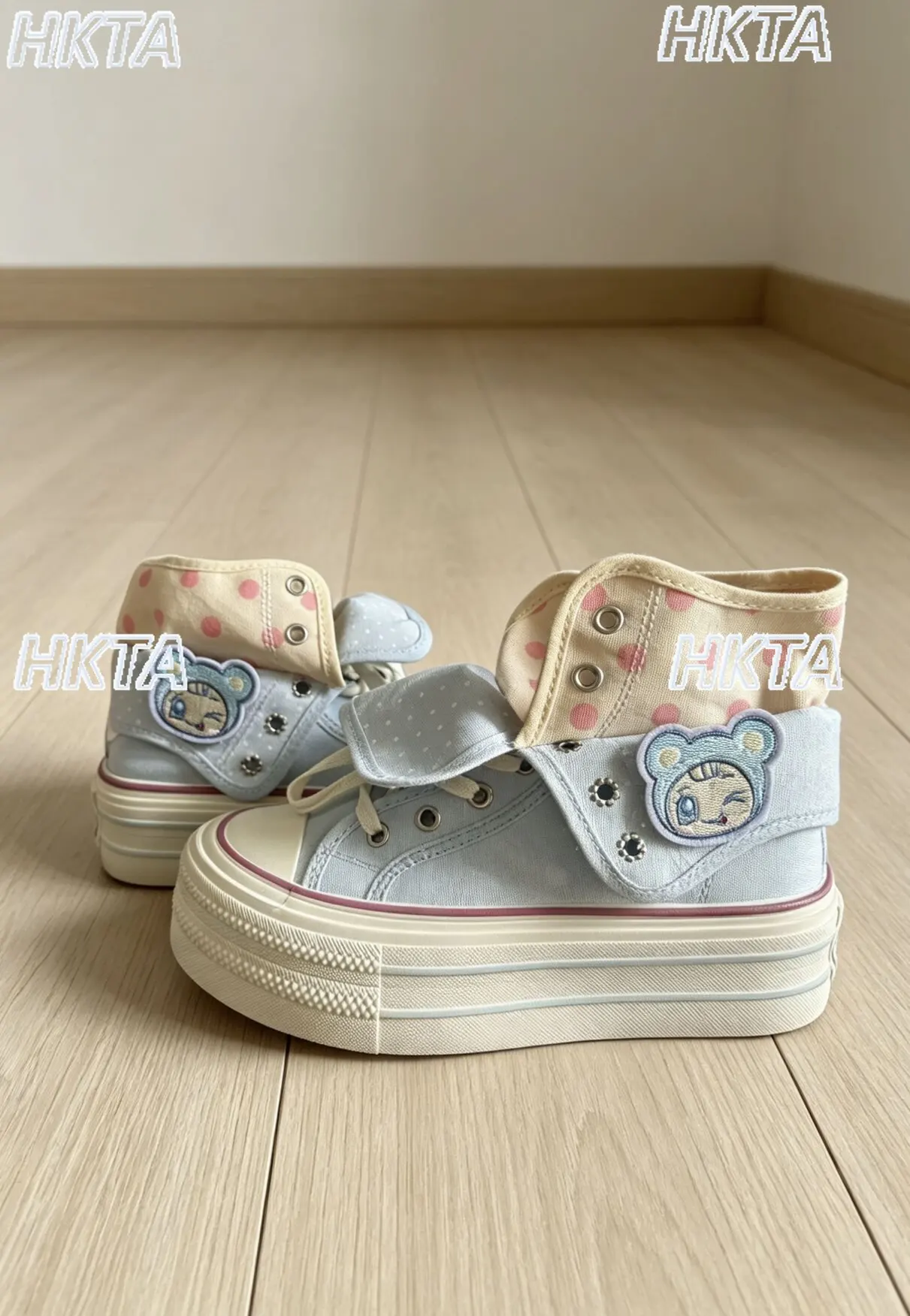 Japanese Cute Cartoon Polka Dot Thick Sole Heightening High Top Canvas Shoes Summer Lolita Round Head Casual Flats Shoes Women
Japanese Cute Cartoon Polka Dot Thick Sole Heightening High Top Canvas Shoes Summer Lolita Round Head Casual Flats Shoes Women