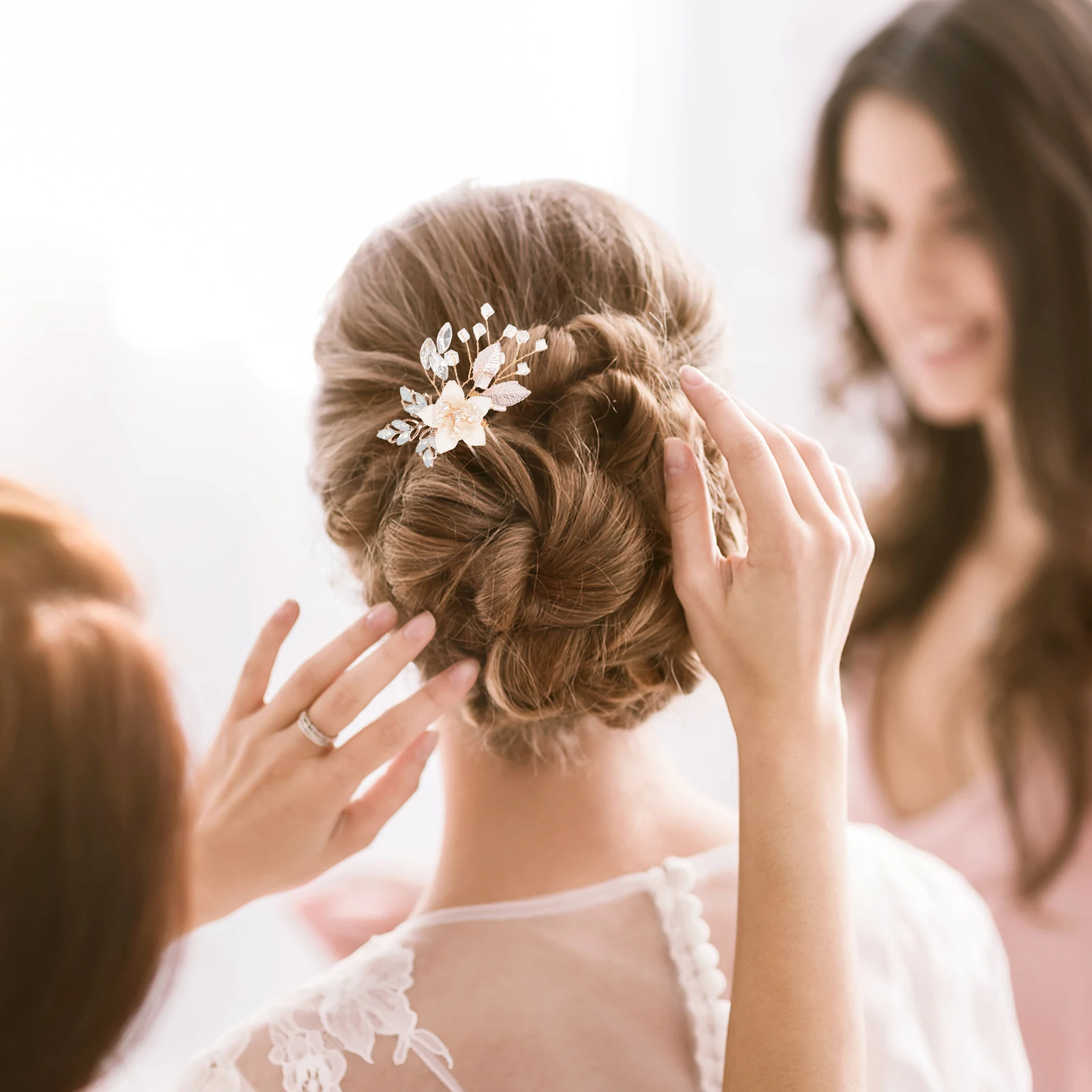 Rhinestone Flower Hairpin Wedding Accessory Lightweight Bridal Hair Fork Party Event Styling Tool
Rhinestone Flower Hairpin Wedding Accessory Lightweight Bridal Hair Fork Party Event Styling Tool