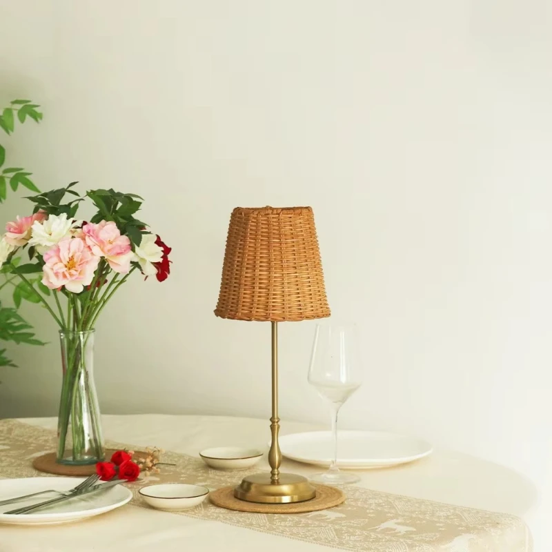 Hotel wedding decorations handmade modern charging cordless rattan desk lamp woven bamboo curtain brass finish
Hotel wedding decorations handmade modern charging cordless rattan desk lamp woven bamboo curtain brass finish