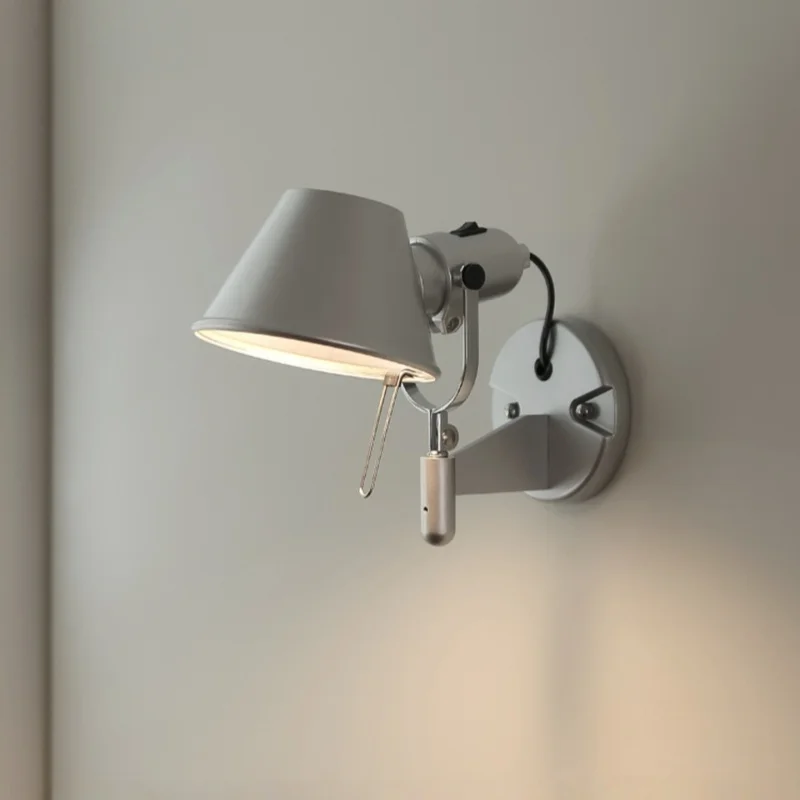 Современный минималистичный скандинавский джойстик, светодиодный железный настенный светильник, бра для спальни, гостиной, кабинета, внутренний светильник для офиса
Современный минималистичный скандинавский джойстик, светодиодный железный настенный светильник, бра для спальни, гостиной, кабинета, внутренний светильник для офиса