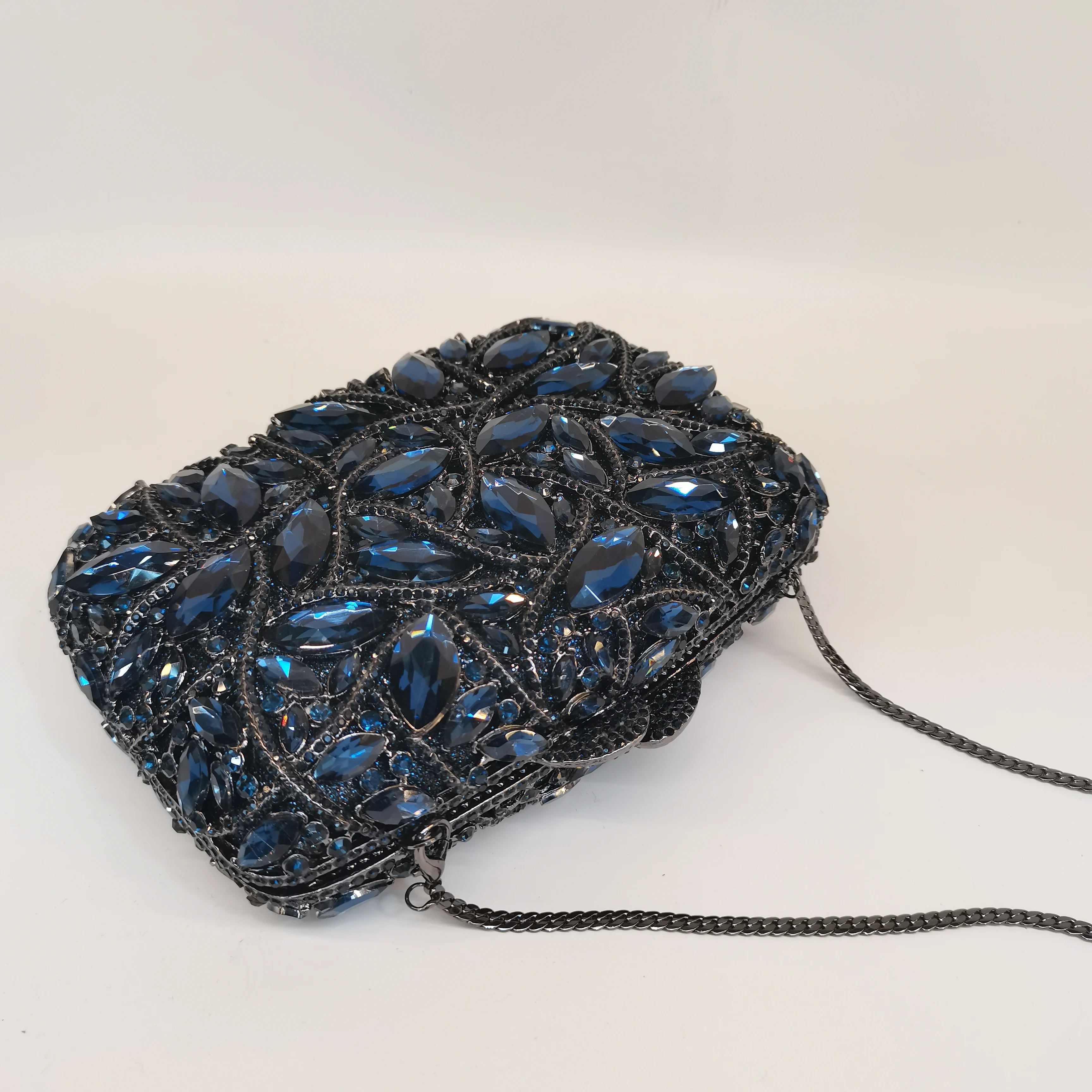 Navy Blue Metal Crystals Evening Clutch Bags Luxury Women Wedding Party Purse Handbags Rhinestone Diamond Handbag
Navy Blue Metal Crystals Evening Clutch Bags Luxury Women Wedding Party Purse Handbags Rhinestone Diamond Handbag