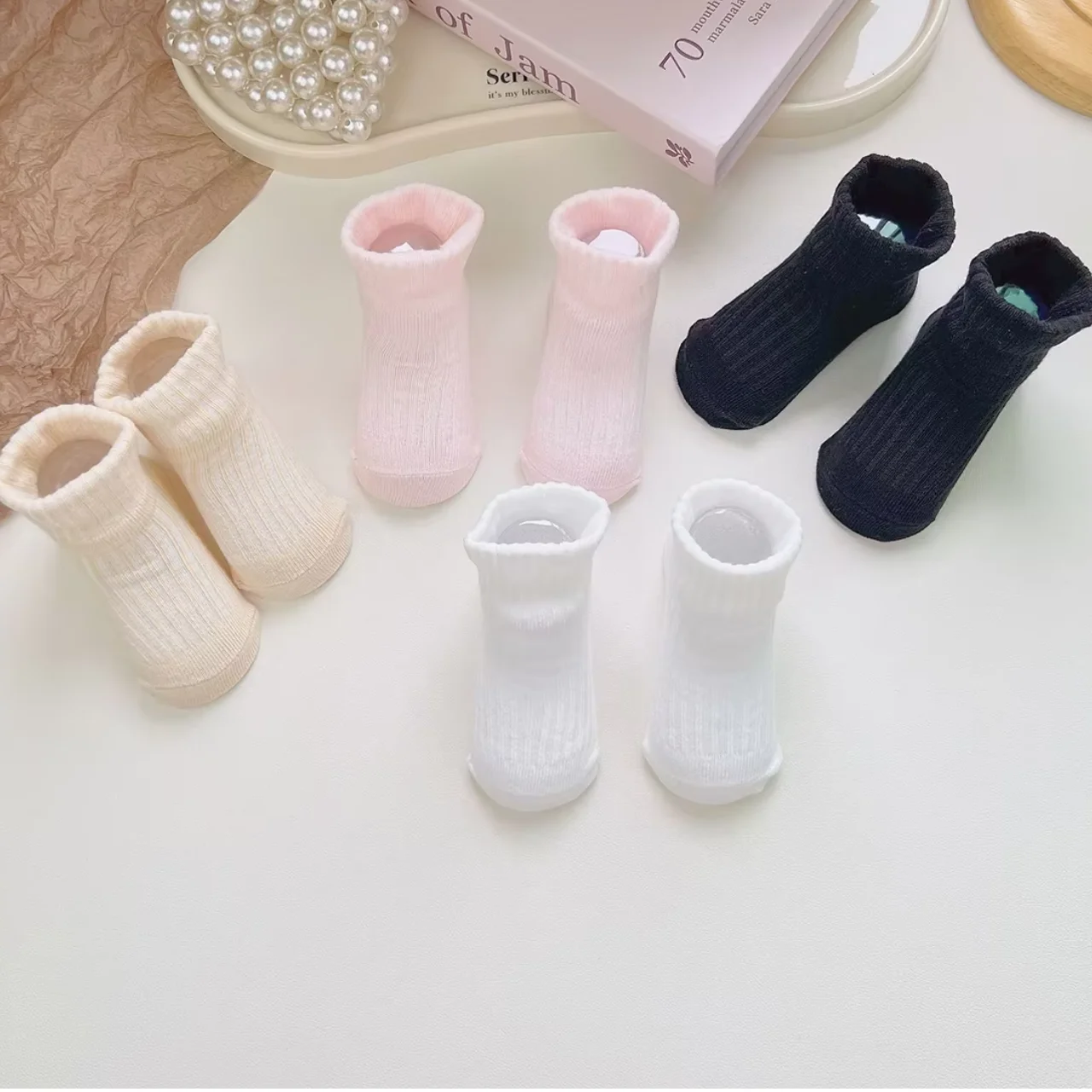 New Soft Baby Socks Solid Color Newborn Boys Girls Socks Warm Infant Toddler Floor Sock
New Soft Baby Socks Solid Color Newborn Boys Girls Socks Warm Infant Toddler Floor Sock